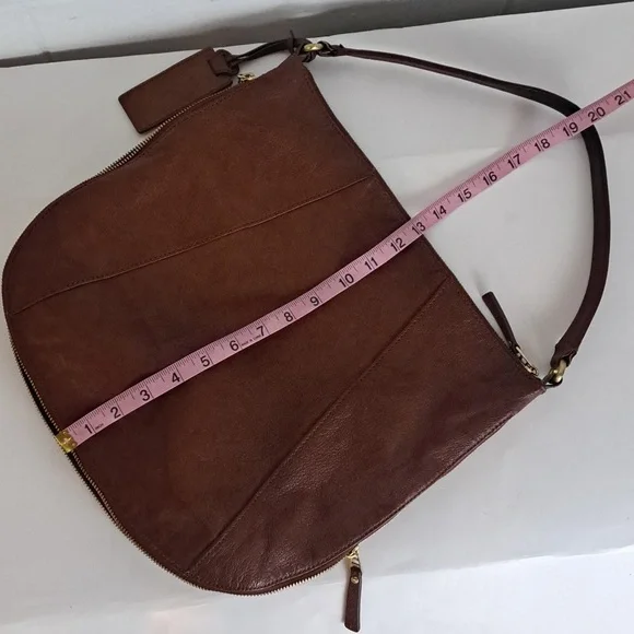 Fossil large leather shoulder bag zipper detail gold brass hardware - Picture 17 of 17